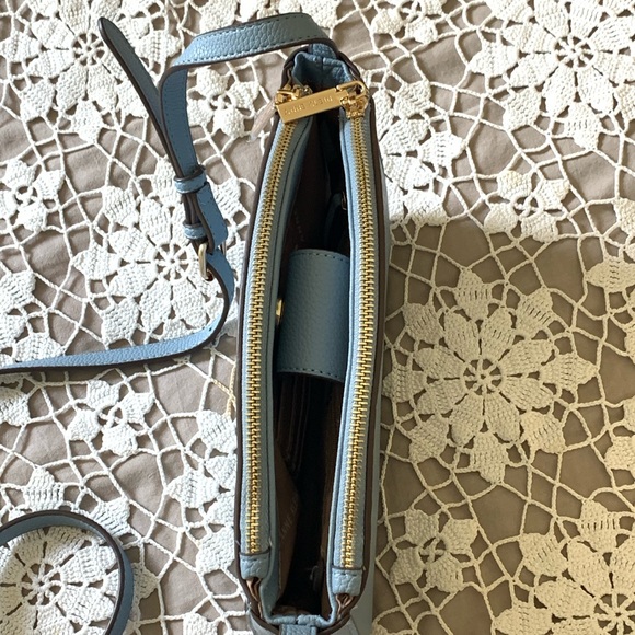 Anne Klein | New without tags blue purse pebbled faux leather crossbody … - Picture 6 of 9